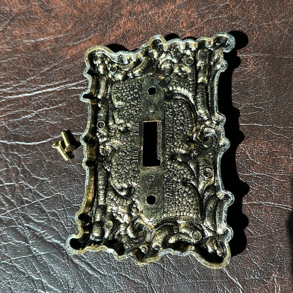 Amer Tac Metal Vintage Switch Plate Cover - Picture 2 of 2